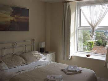 Donnington Guesthouse Truro Exterior photo